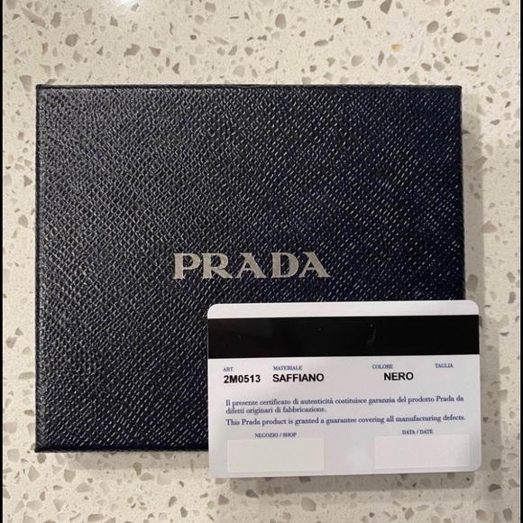 Prada Saffiano Wallet - Picture 2 of 3